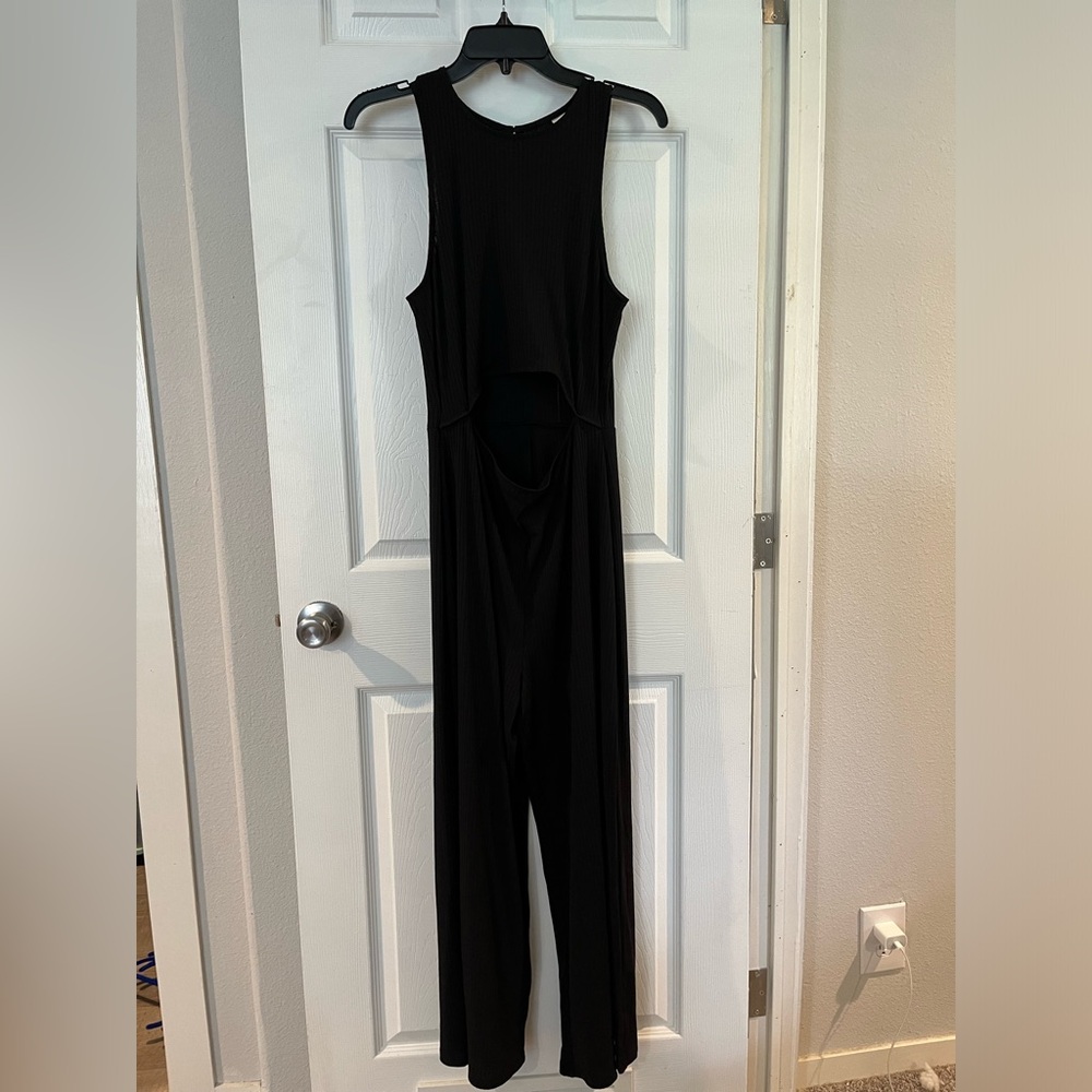 H&M Cut-Out Ribbed Jumpsuit - Picture 3 of 8